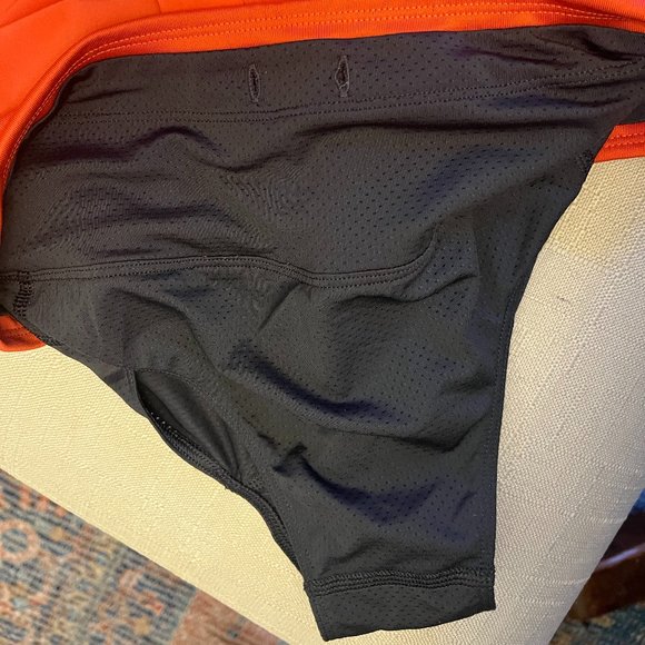ASICS Women's Road 3.5in Running Shorts - Picture 5 of 5